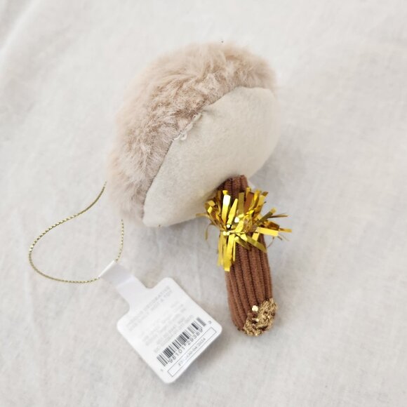 NWT Wondershop - 3 fabric mushroom ornaments set - Picture 6 of 16